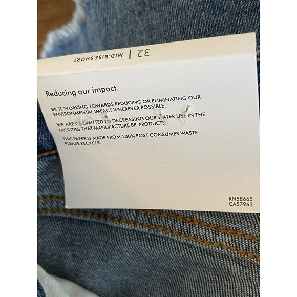 Bp. Size 32 Mid-Rise Distressed Cut-Off Jean Shorts - New - Picture 5 of 7